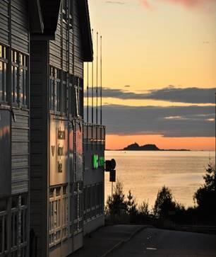 Aalesund Airport Hotel Ytterland Екстер'єр фото